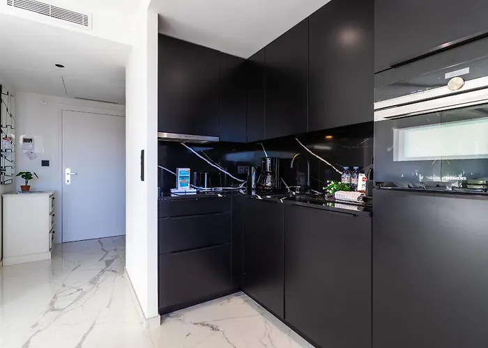 Gray D'albion Del562